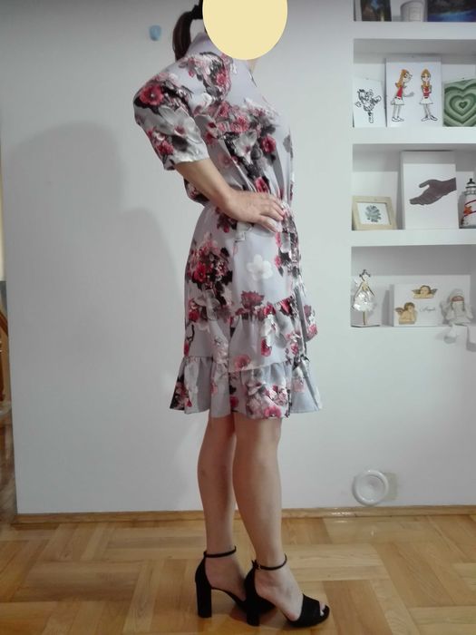 nowa sukienka na lato, S/M, szara w kwiaty, elegancka