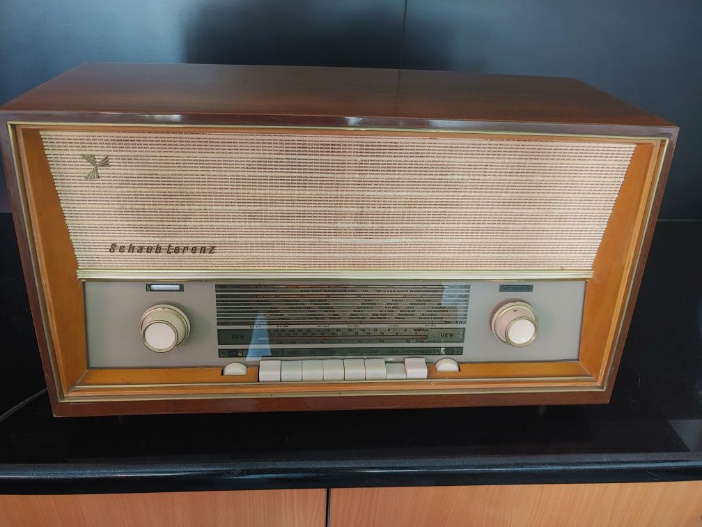 Rádio schaub lorenz Vintage Original
