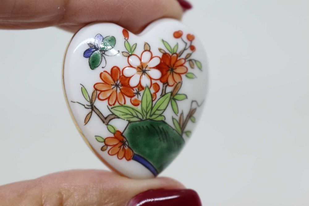 Caixa Coração em Miniatura Vista Alegre 1980 Pintadas Mão