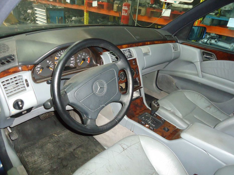 Mercedes W210 E290 Turbodiesel SW só ás peças
