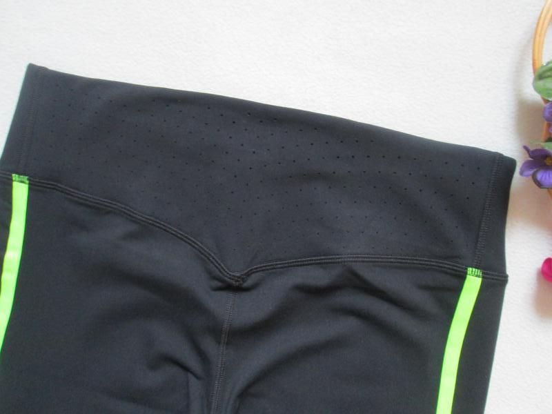 Фирменные спортивные лосины с яркими контрастными полосами Nike оригин