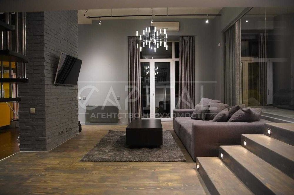 Аренда Квартира  ул. Андреевский спуск  Подол  Киев