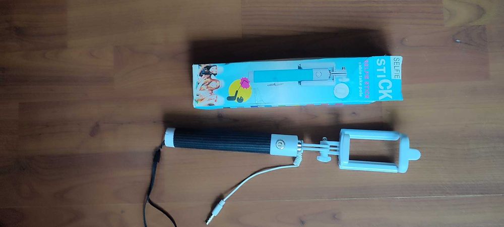 селфі палиця  + пульт блютуз