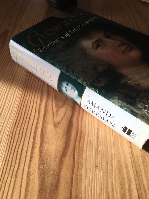 Georgiana Duchess of Devonshire - livro história Casa Real Inglesa