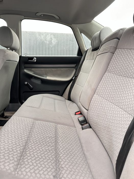 Продам Audi A4B5 1.8бензин