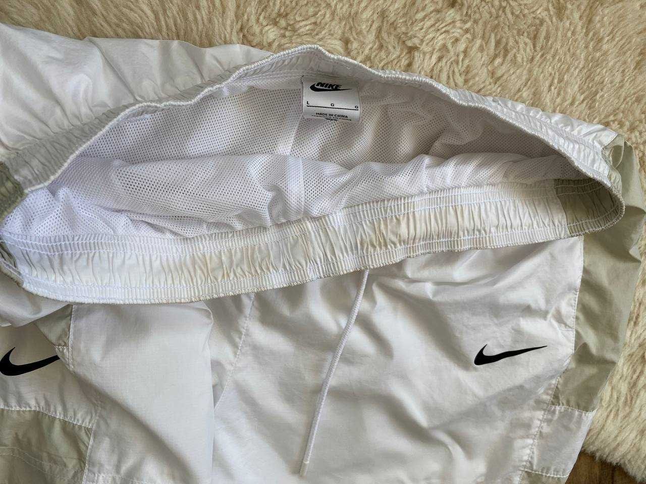 Шорти жіночі Nike Sportswear Shorts