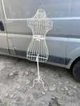 Manekin metalowy ozdobny