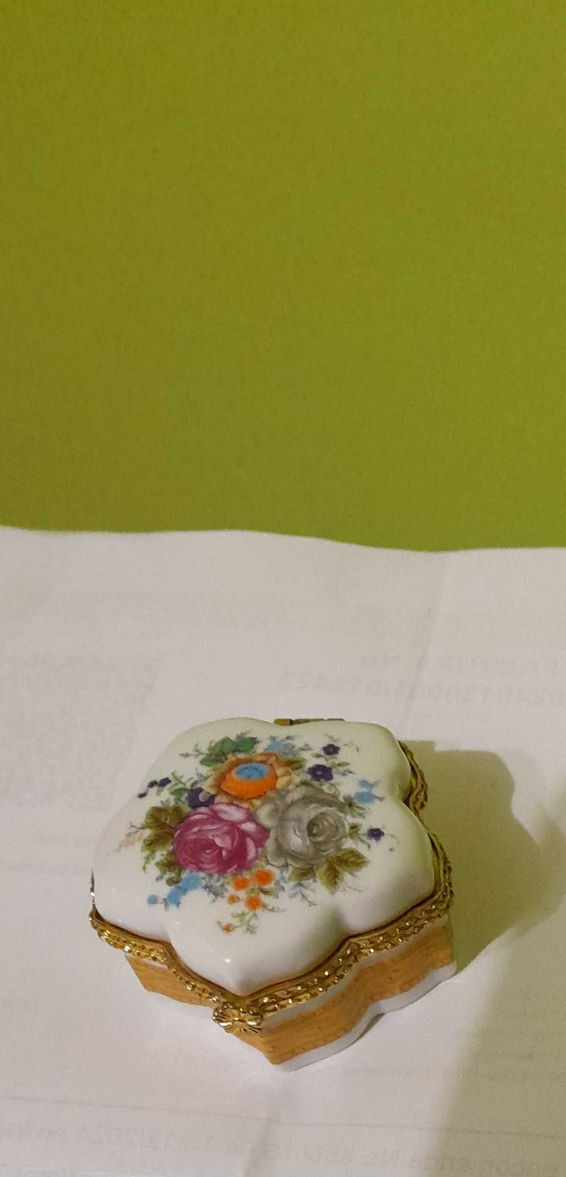 Caixa guarda jóias