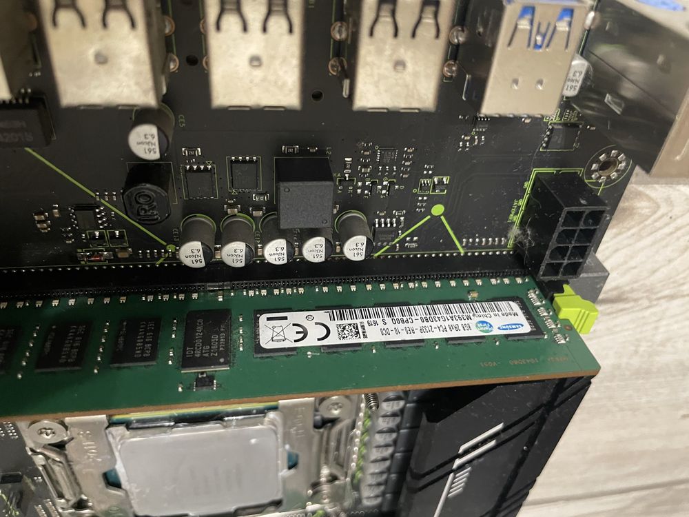 Xeon комплект! Machinist e5-mr9a + xeon e5-2640v4