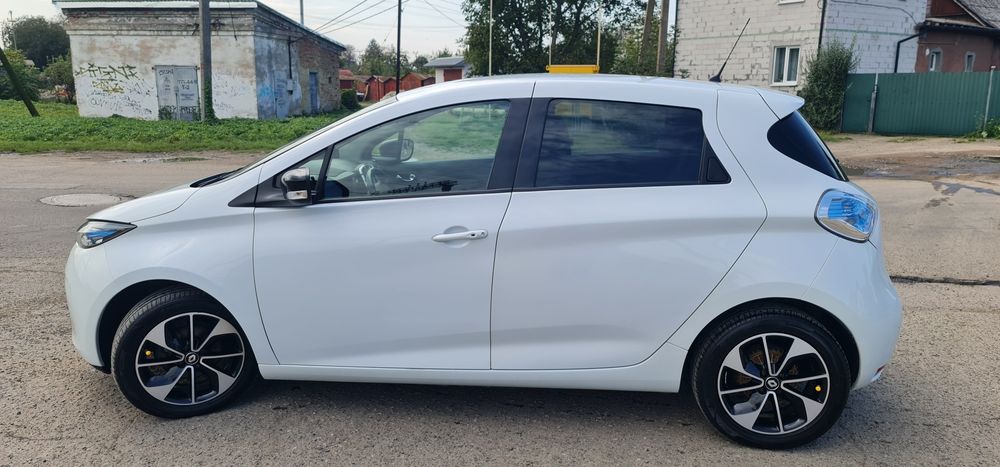 Рено Зое, 40 кв, 2017 року.