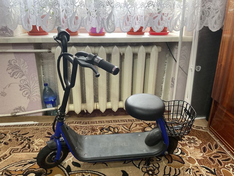 Електросамокат дитячий