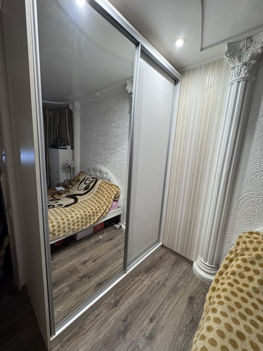 Шкаф купе двостворчатий бу