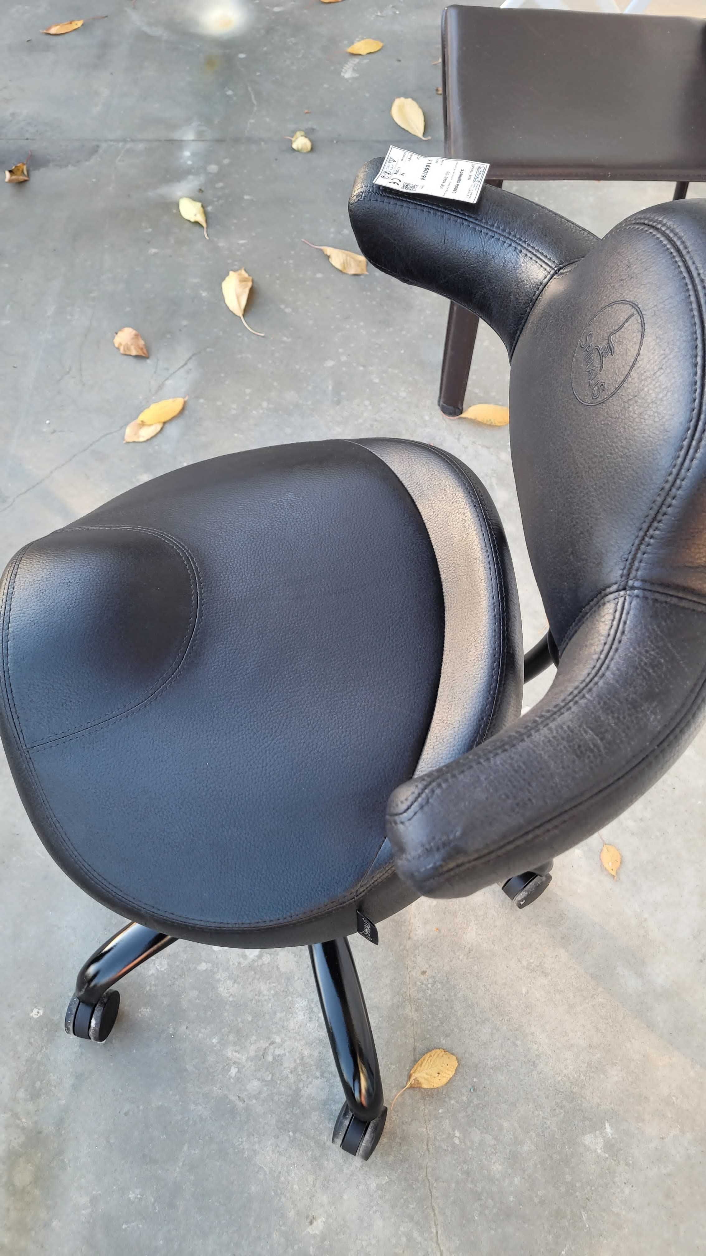 Krzesło SpinaliS RODEO Rena black R904 zdrowotne na kręgosłup