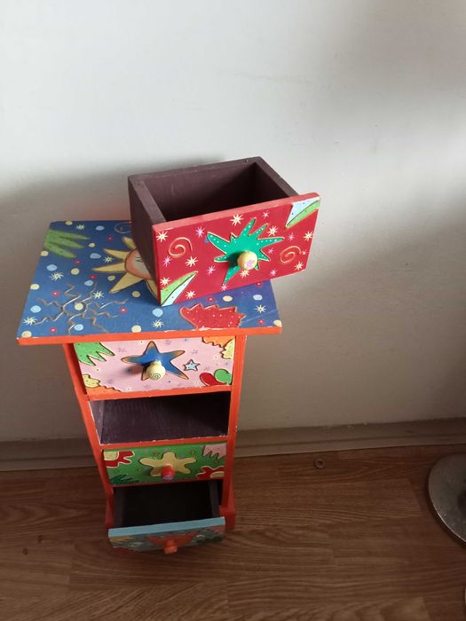 krzesełko szafka dziecięca kolonialne