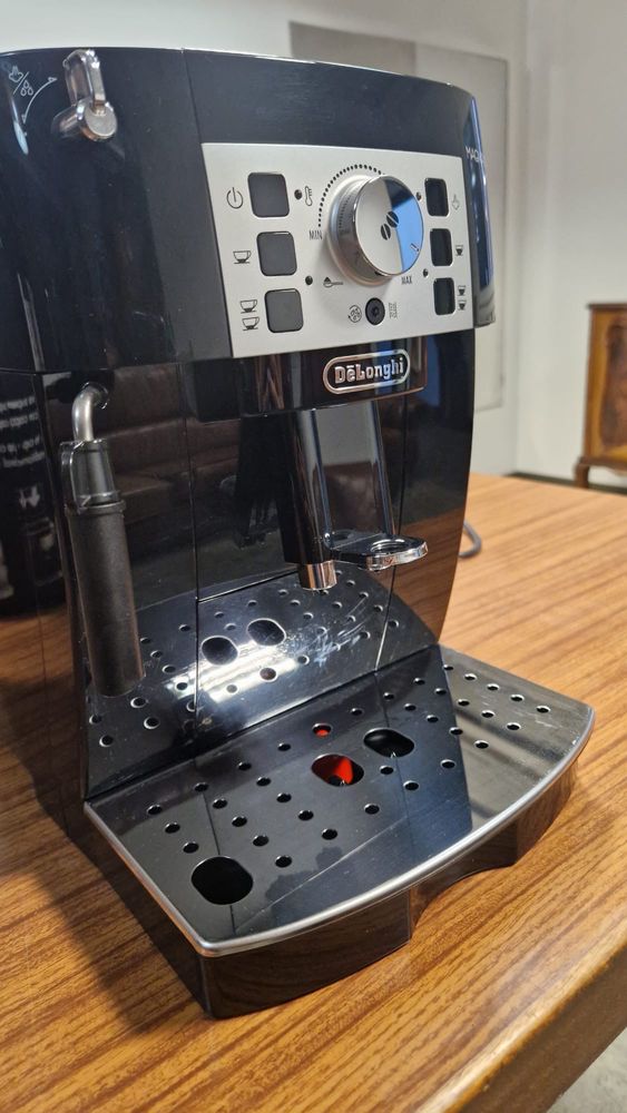 Maquina cafe automatica Delonghi Magnifica S