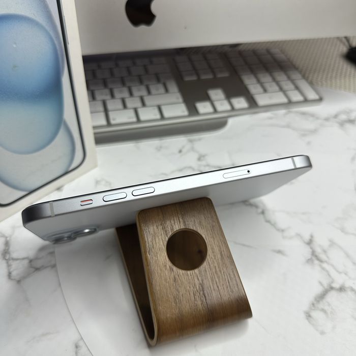 iPhone 15+ Plus 128GB Neverlock/айфон 15 плюс/айфон 15+