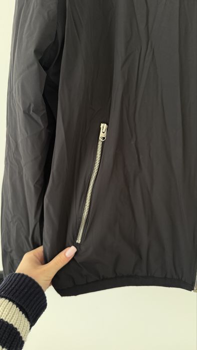 Czarna bomberka Zara lekko ocieplana, klasyczna