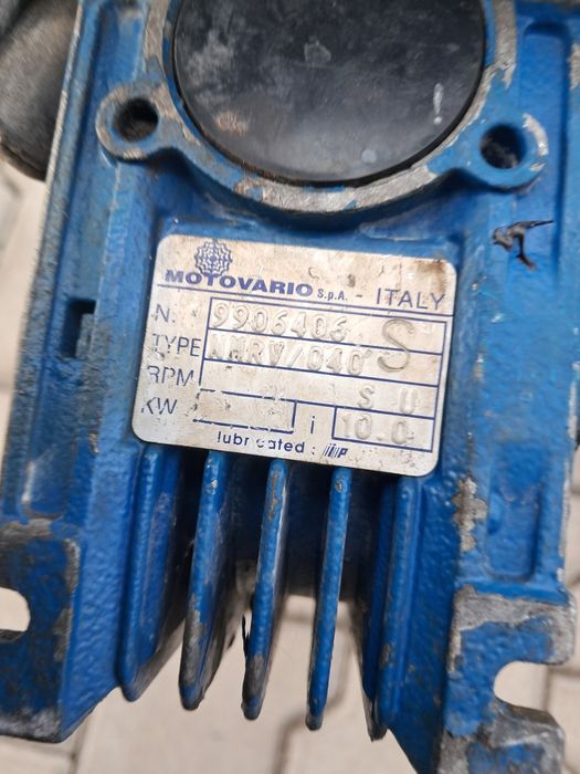 Okazja motoreduktor 0.37kw 138obr