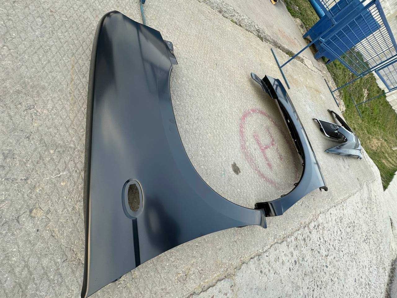 Передні Крила до Nissan Navara 2002-2006 (ціна за шт.)