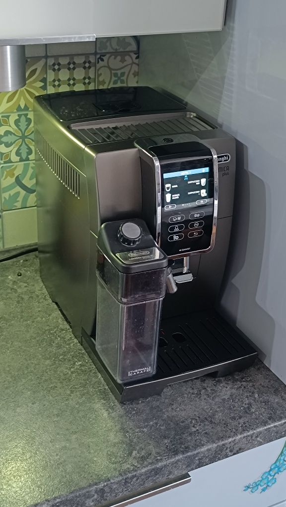 Ekspres De'Longhi DINAMICA PLUS ECAM 370.95.T