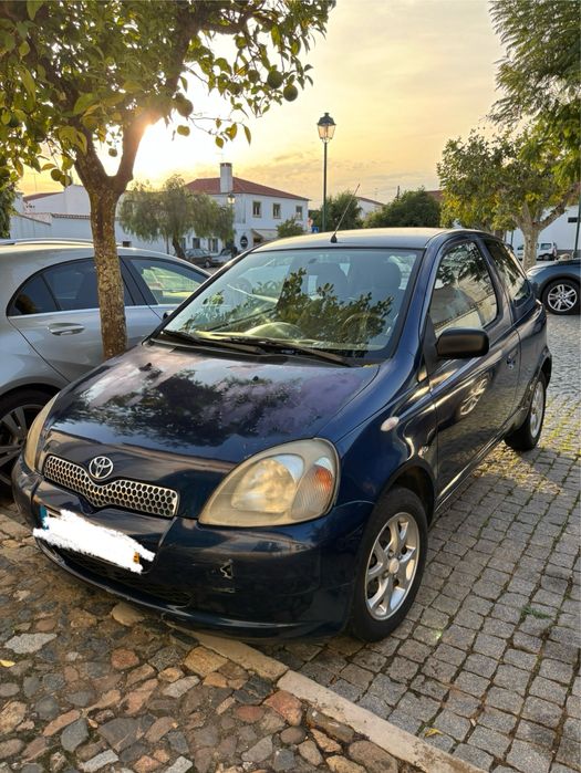 Toyota Yaris gasolina 999