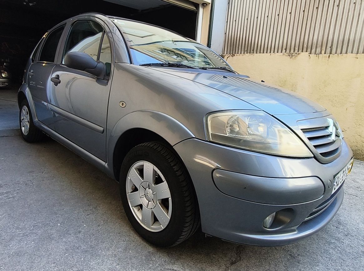 Citroen C3 1.1SX ano 2004 apenas 200 mil kms