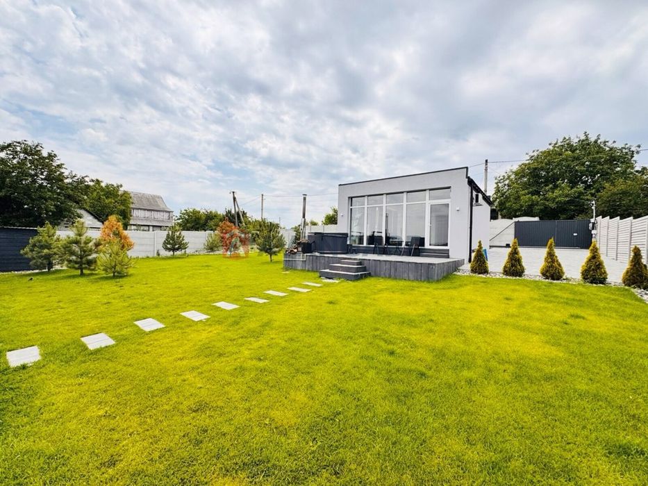 Продам КРАСИВЫЙ МЕДИЙНЫЙ бизнес.Окупаемость 4 года 110000$