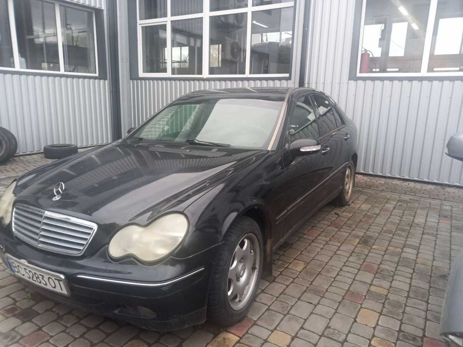 Продається автомобіль Mercedes-Benz