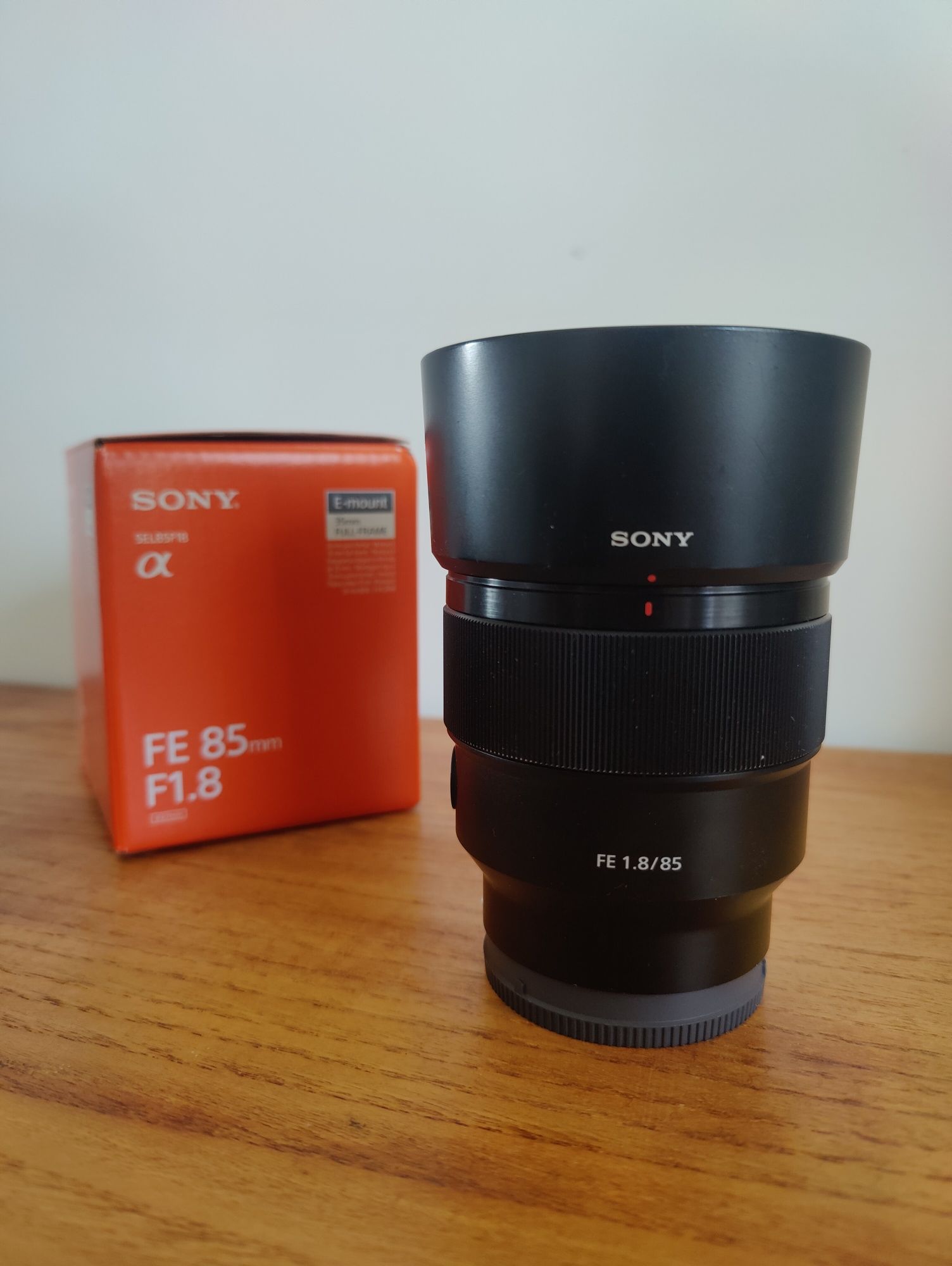 Objetiva Sony 85mm f/1.8