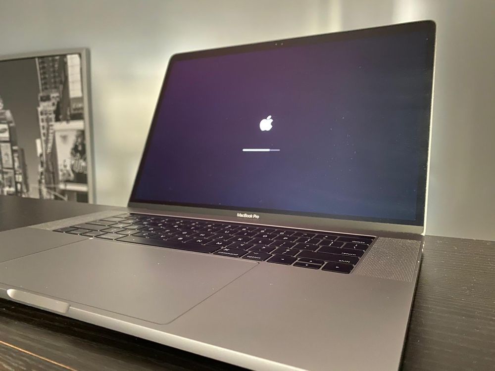 MacBook Pro touchbar i7 16gb 512ssd