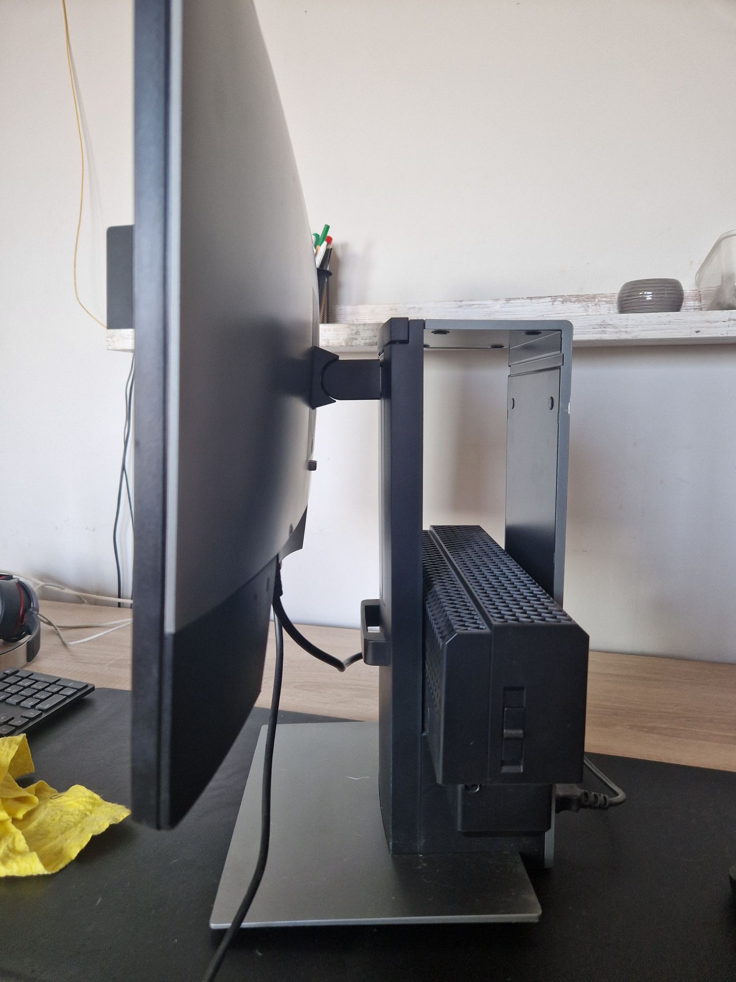 Monitor dell 27" wraz z podstawą all in one