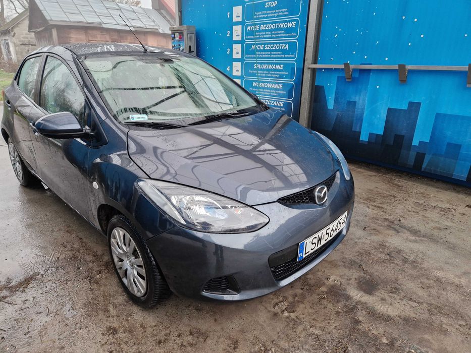 Sprzedam auto Mazda 2 1.4 diesel długie opłaty doinwestowana.