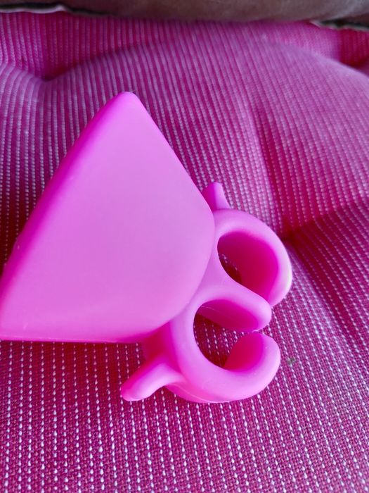 Suporte de dedos para o verniz