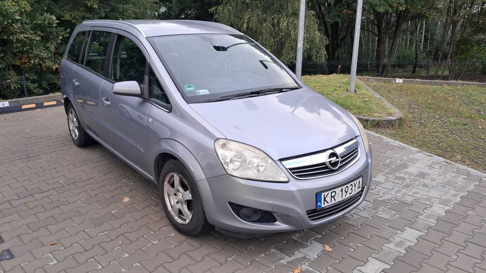 Opel Zafira Opel Zafira B 1,8 140 KM, 7-osobowy, 1 właściciel w Polsce