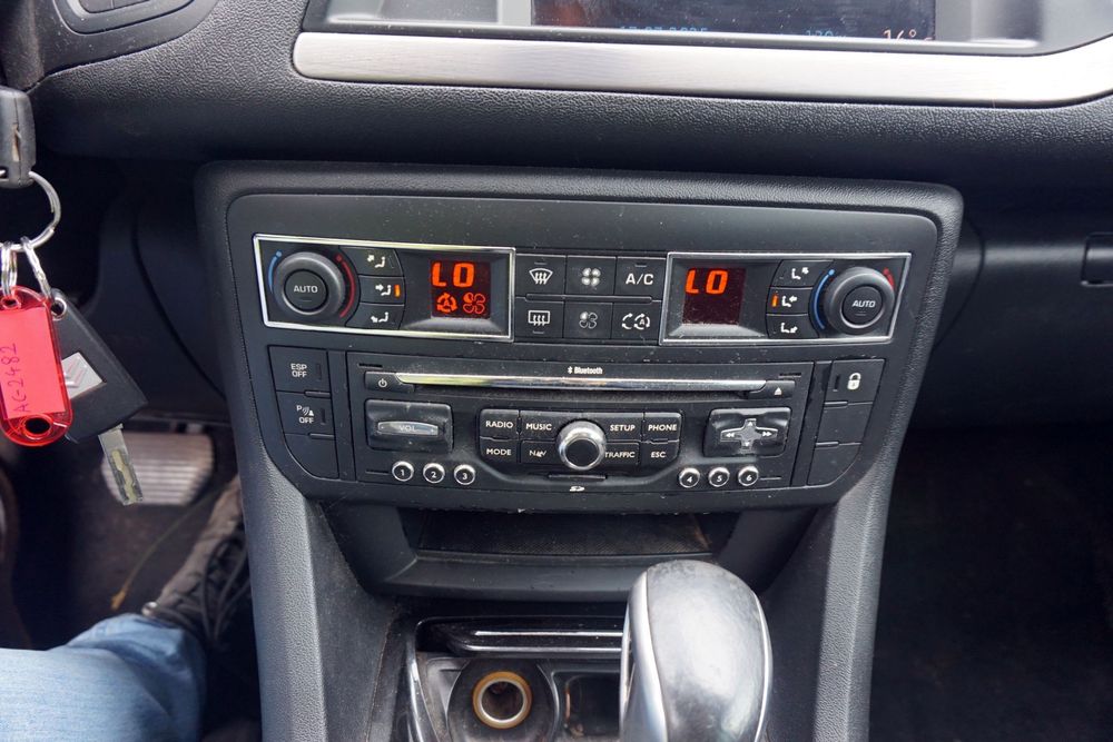 RADIO NAWIGACJA FABRYCZNA C5 III X7 96661984ZD RNEG OPIS CITROEN 2008-2017