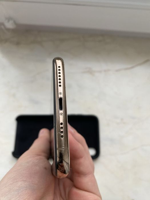 Apple Iphone xs max 64g  телефон