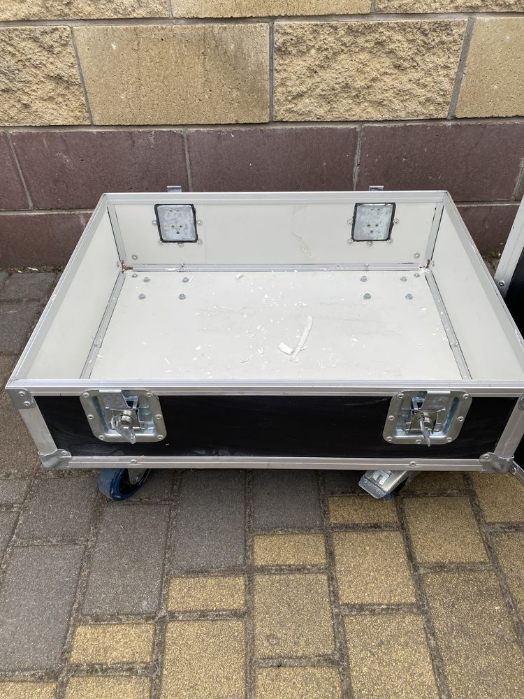 Кейс рековый на колесах Penn Fabrication Protechnic Cases USA