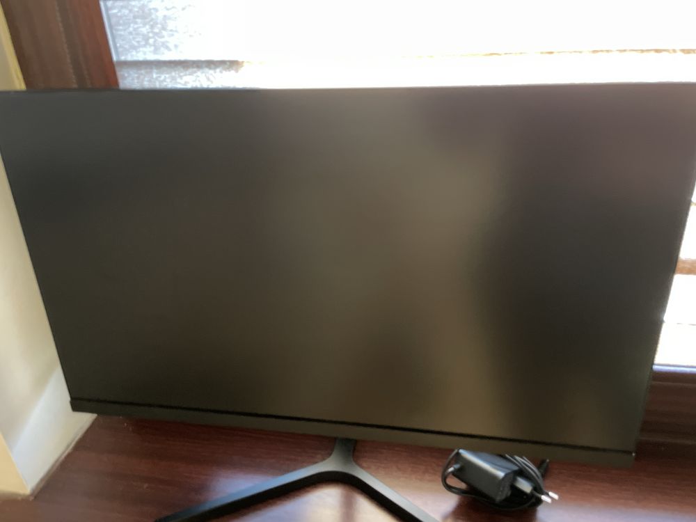 Komputer do gier rx580 z monitorem