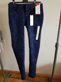 Spodnie jeansy damskie w kwiatki  nowe r. 38 markowe Uniqlo