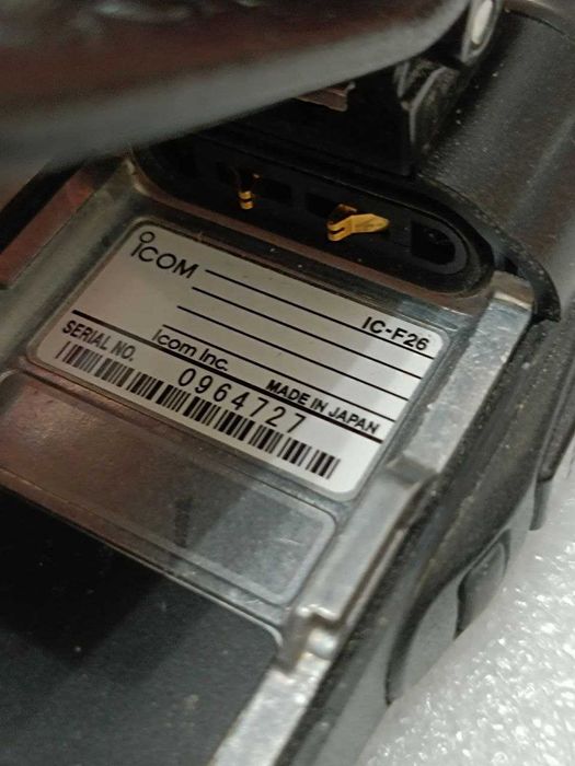 Радиостанция, рация Icom IC-F16 VHF, IC-F26 UHF. В комплекте 2 аккума.