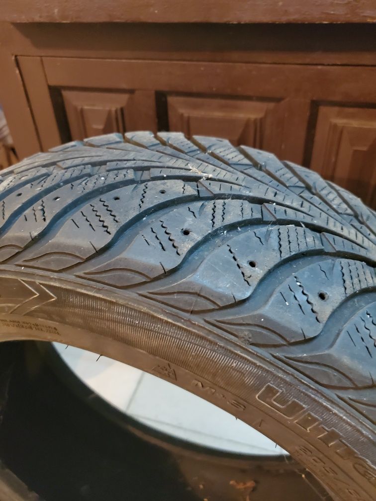 Goodyear ultra grip 205 55 16 зима