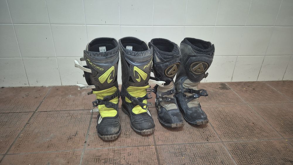 2 pares Botas de motocross/Enduro da marca Acerbis