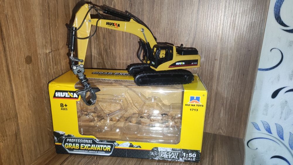 Екскаватор Huina Toys 1713 ( GRAB )