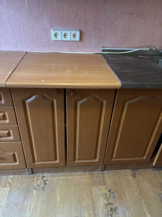 Кухня БУ шкаф тумба