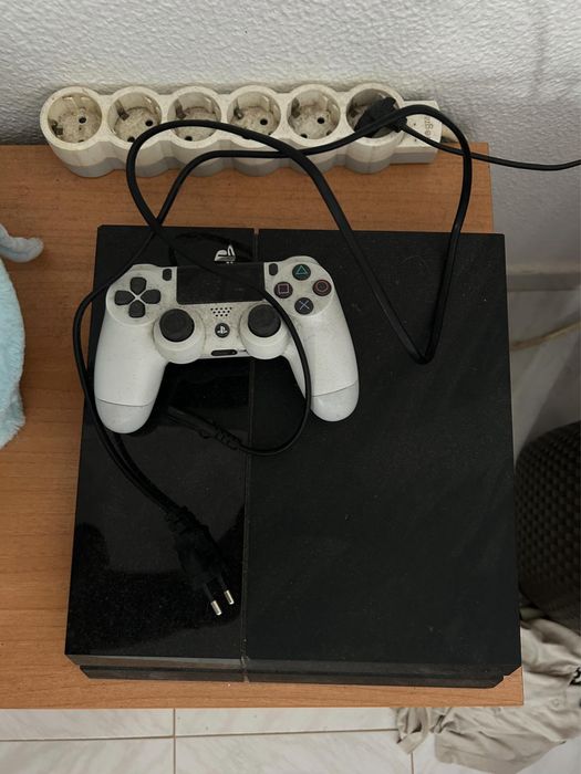 PS4 com comando