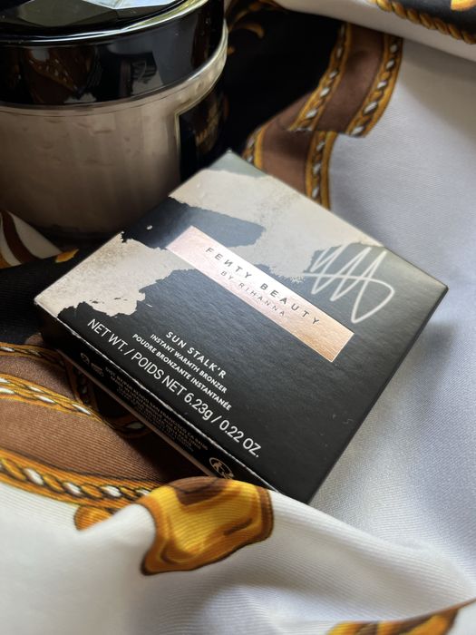 Бронзер скульптор Fanty Beauty by Rihanna bronzer