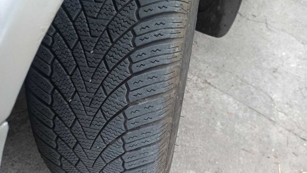 Автомбиль Ниссан Преиьера Р12