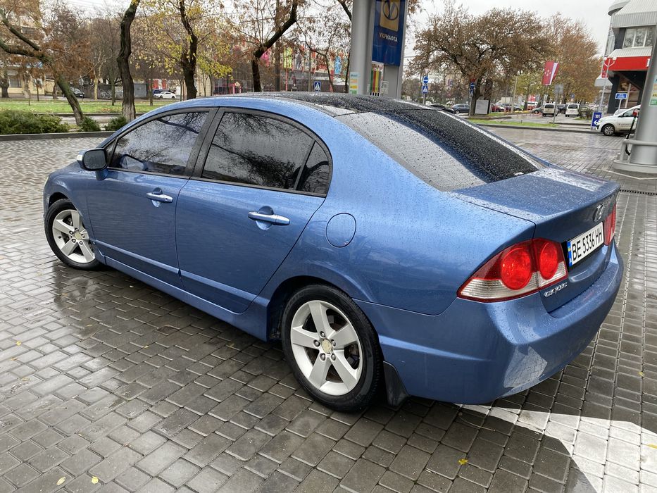 Honda Civic 1.8 Автомат