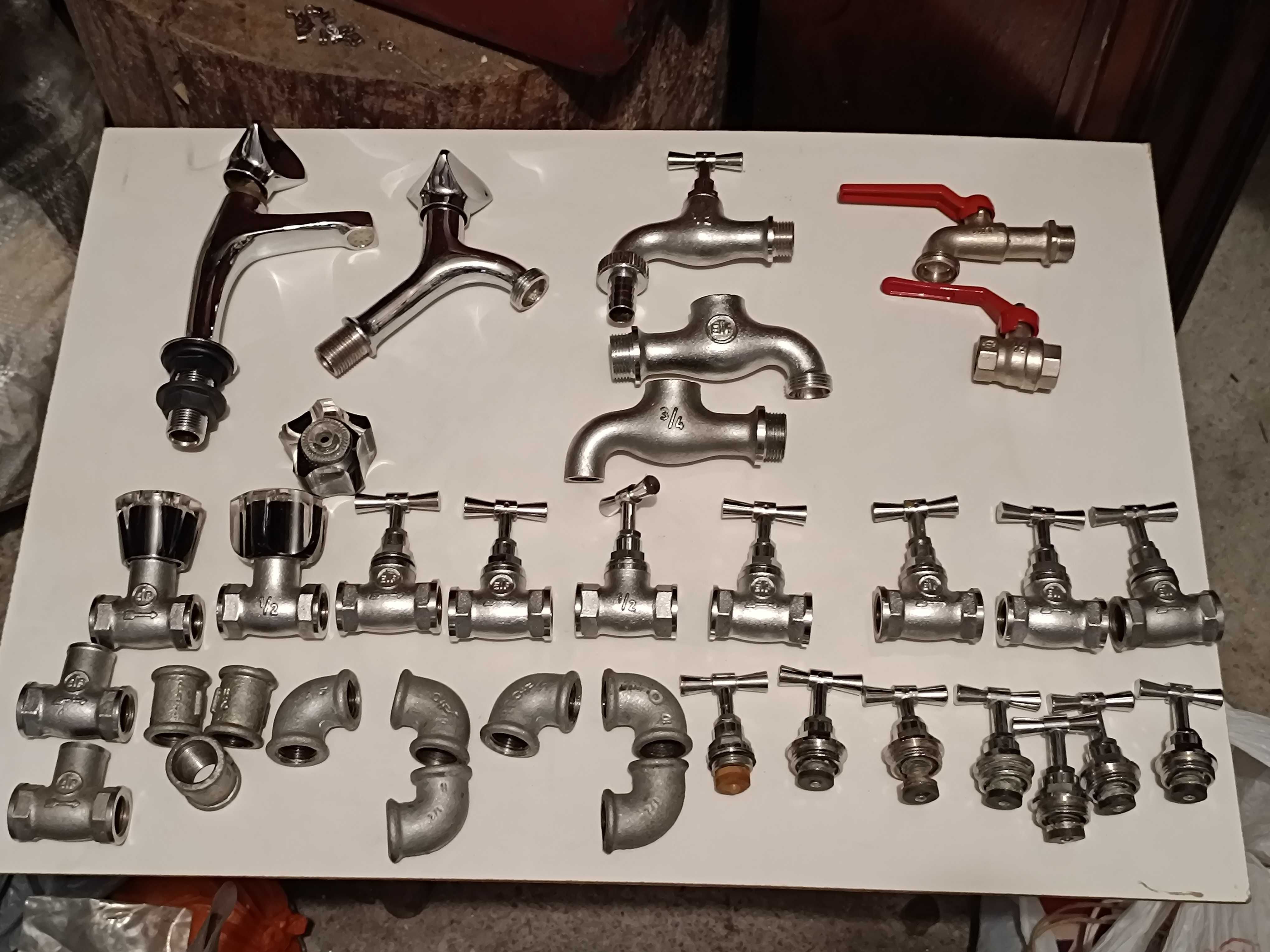 Conjunto de Torneiras tubos adaptadores
