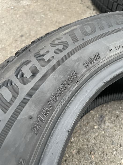 215/60 R16 Bridgestone Blizzak LM001 /4шт./ 2024 рік/ як нові
